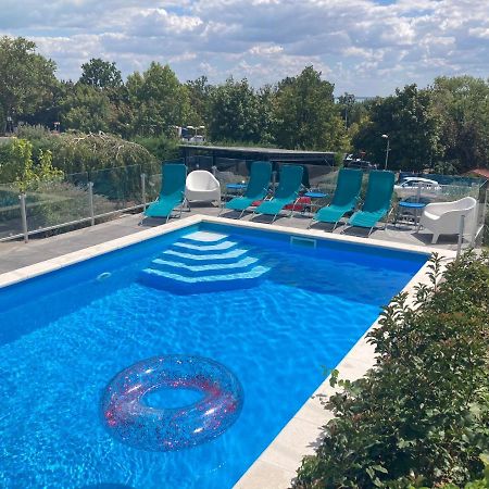 Balkon Apartmanhaz Panzio バラトンフレド エクステリア 写真