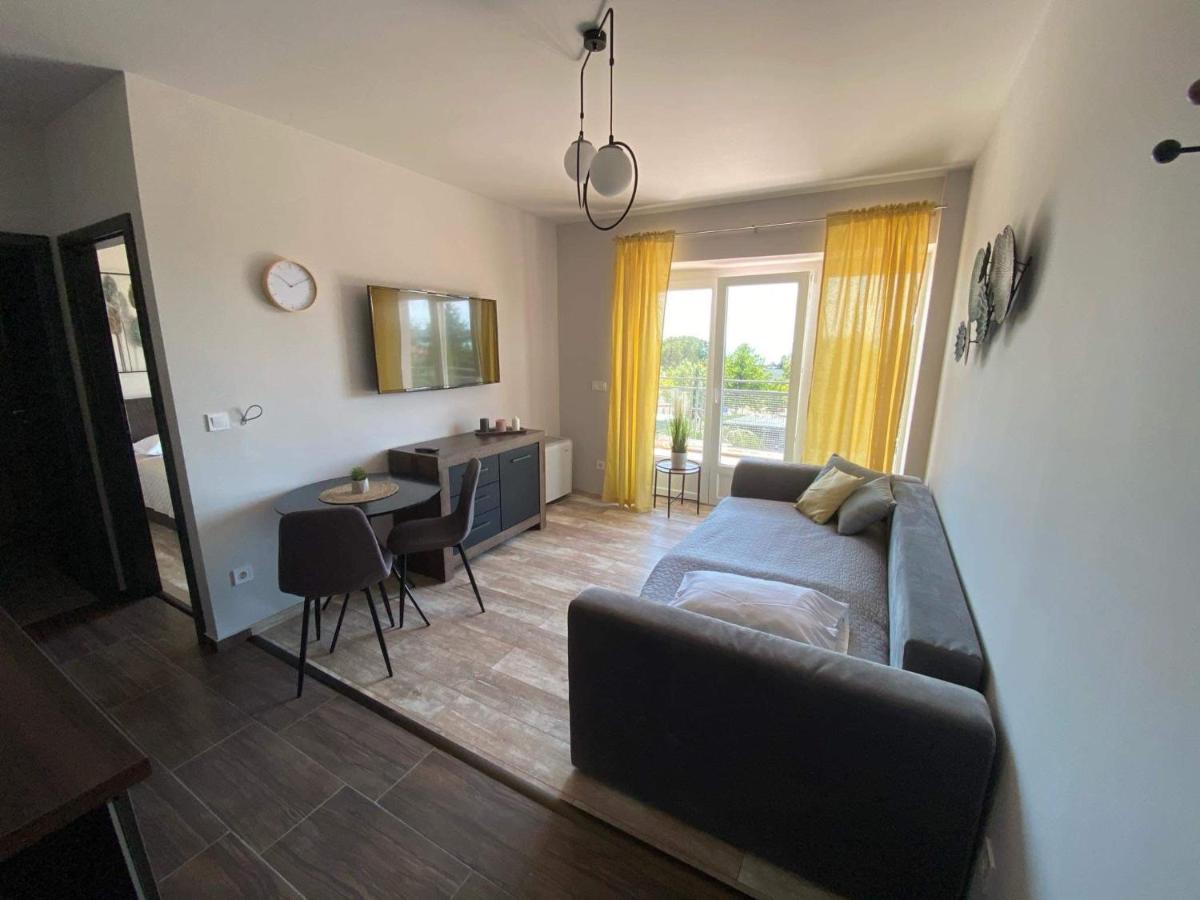 Balkon Apartmanhaz Panzio バラトンフレド エクステリア 写真