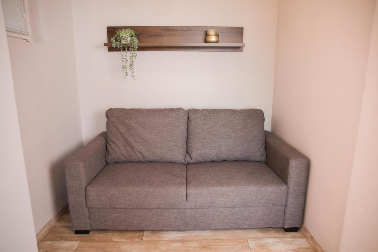 Balkon Apartmanhaz Panzio バラトンフレド エクステリア 写真