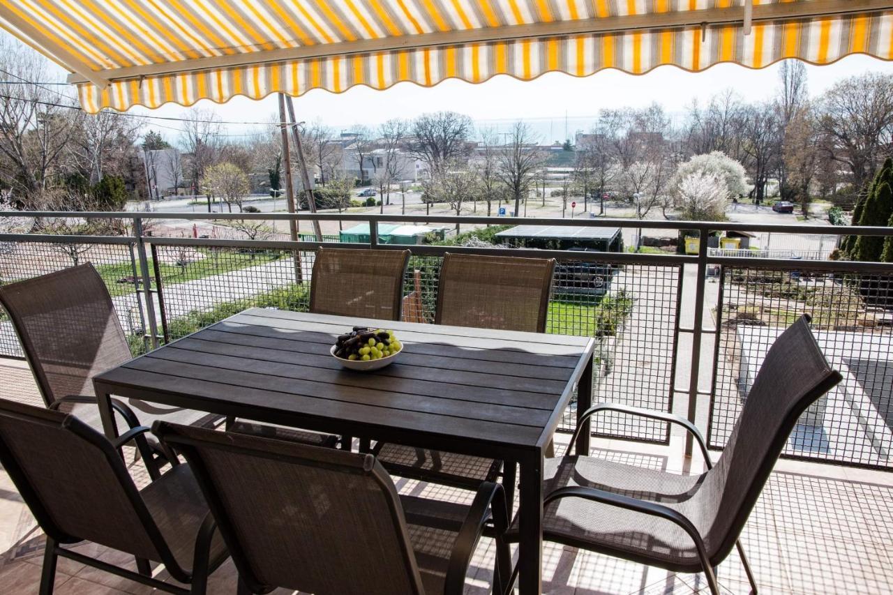 Balkon Apartmanhaz Panzio バラトンフレド エクステリア 写真
