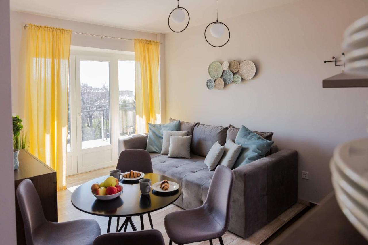 Balkon Apartmanhaz Panzio バラトンフレド エクステリア 写真